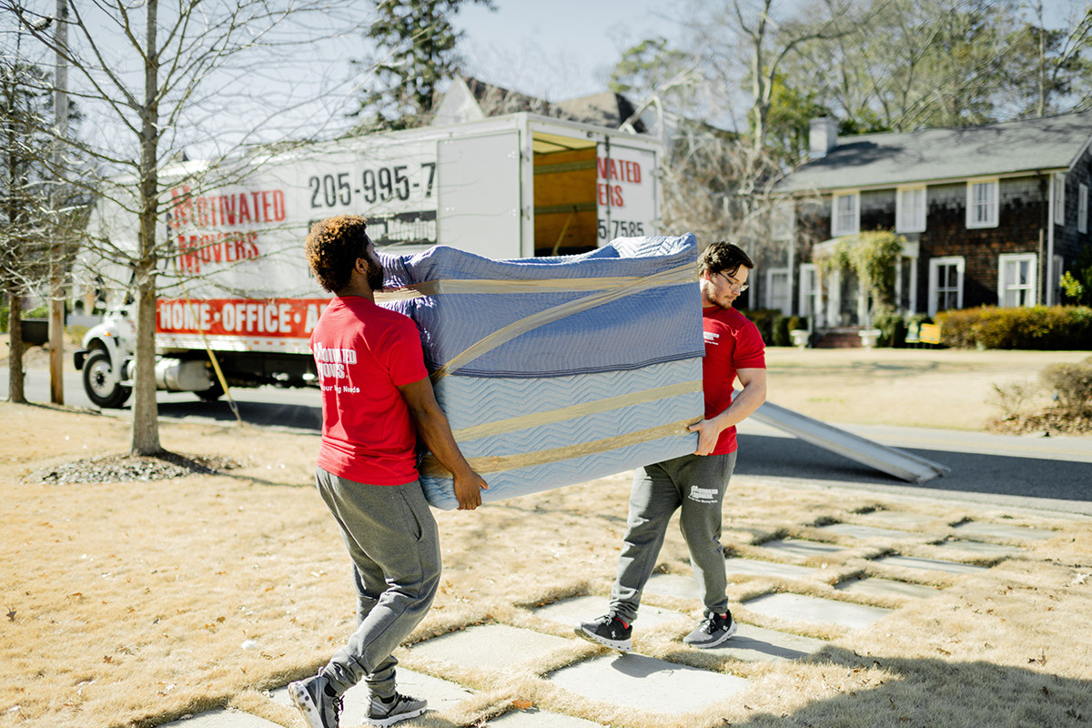 The team of Motivated Movers in Chattanooga will help with even the large and bulky objects you own!